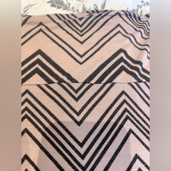 DUSTY PINK MAXI SKIRT - Picture 3 of 3